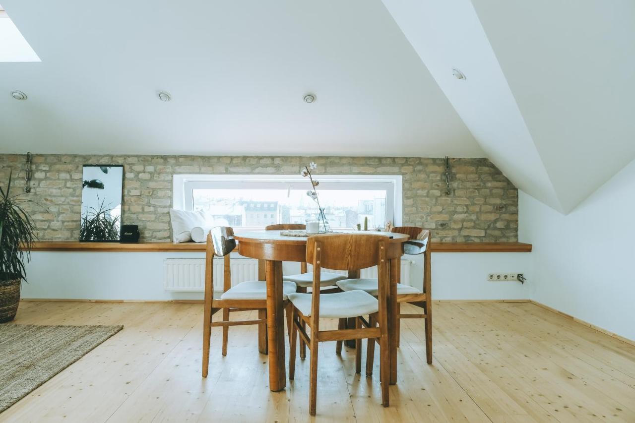 White Loft In The Center Apartment *